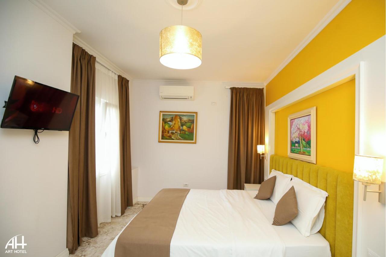 Art Hotel Тирана Экстерьер фото