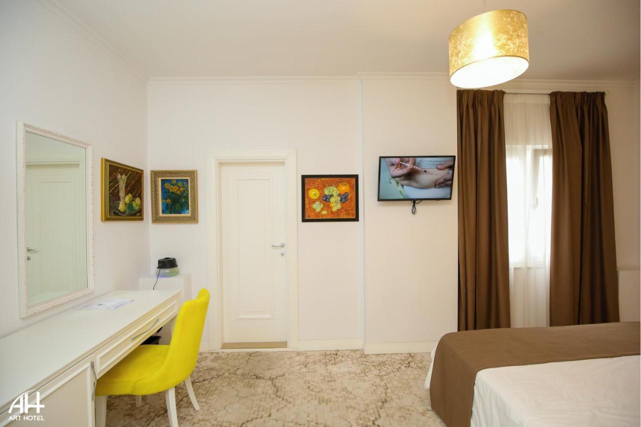 Art Hotel Тирана Экстерьер фото