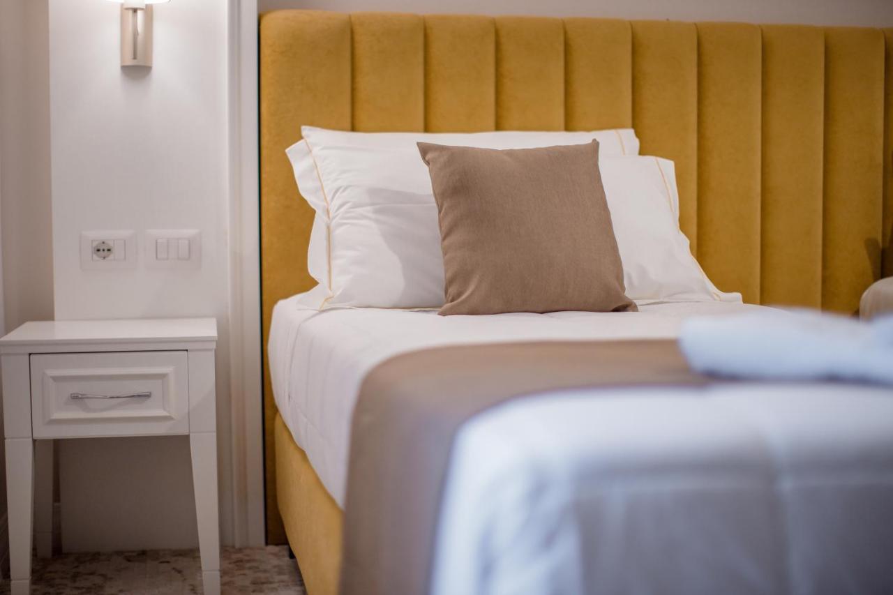 Art Hotel Тирана Экстерьер фото